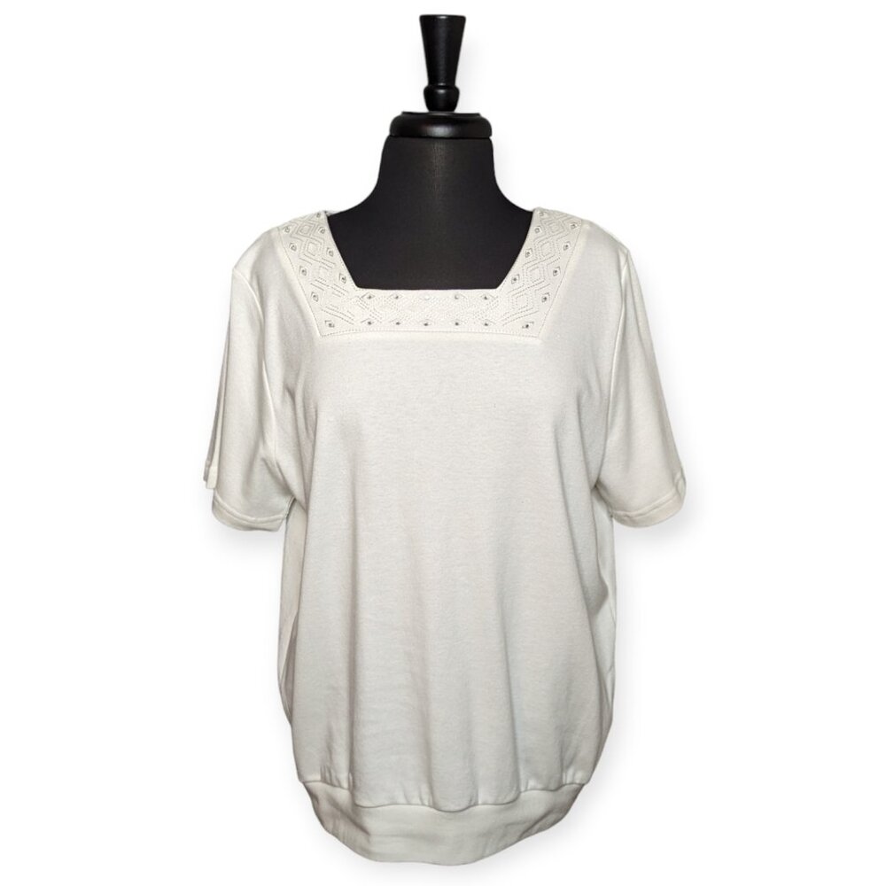 BonWorth White Knit Short Sleeve Top Size Medium Petite